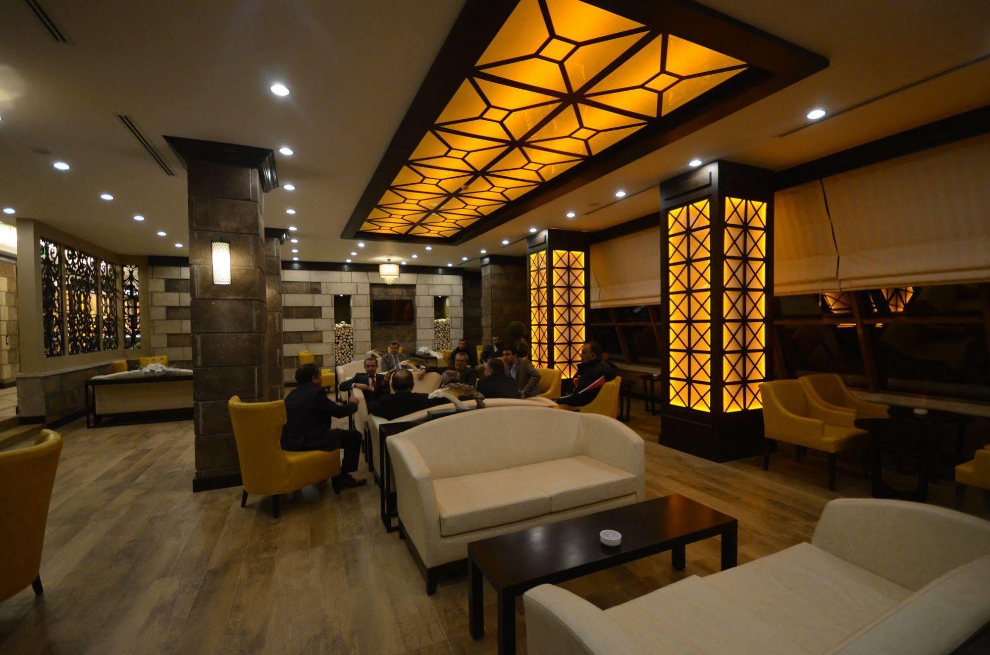 White Park Hotel Sarıkamış Bagian luar foto